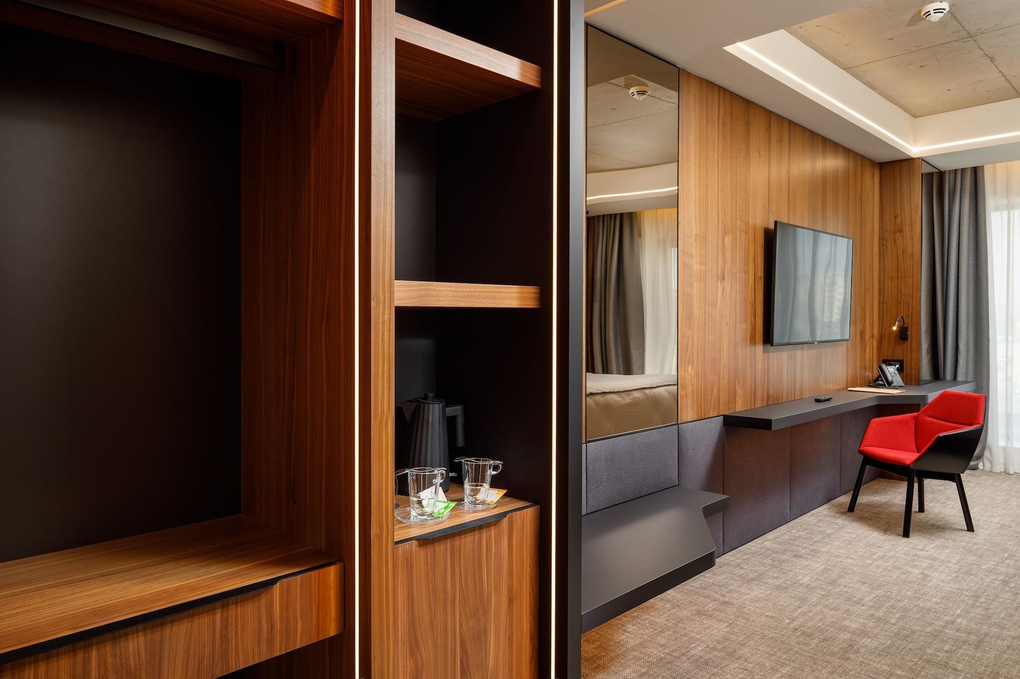 Qosmo Brasov Hotel 외부 사진