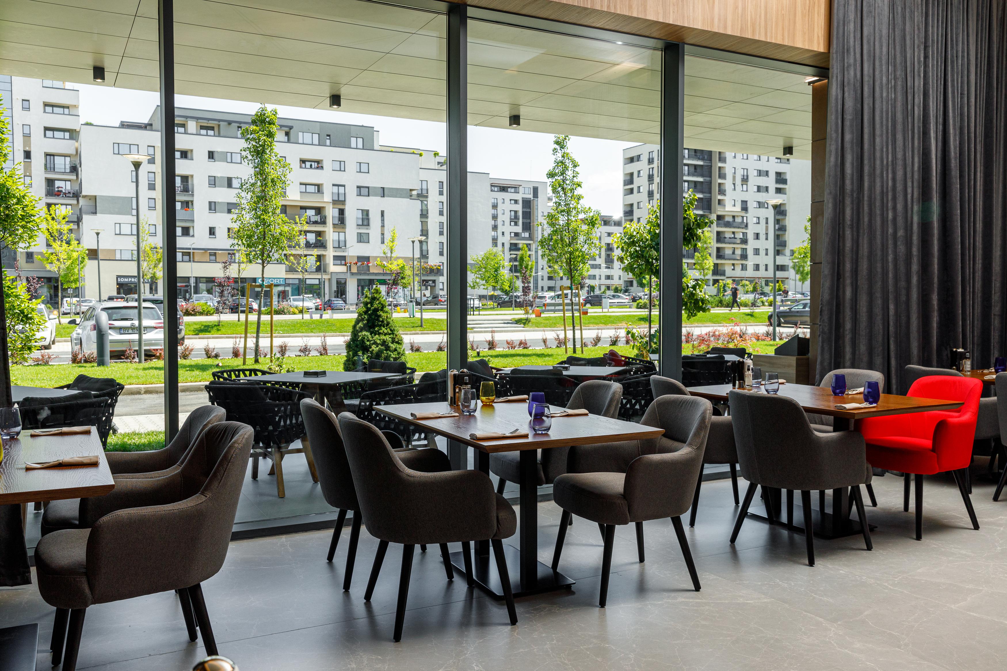 Qosmo Brasov Hotel 외부 사진